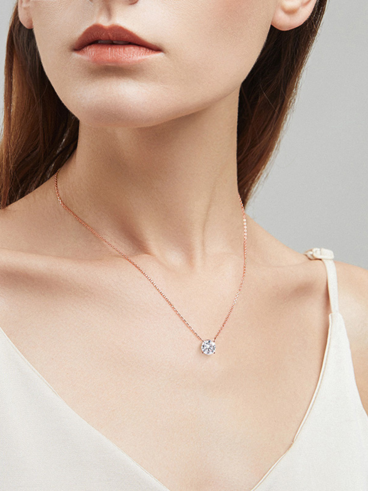 Brillante – Rose Gold Moissanite Pendant Necklace